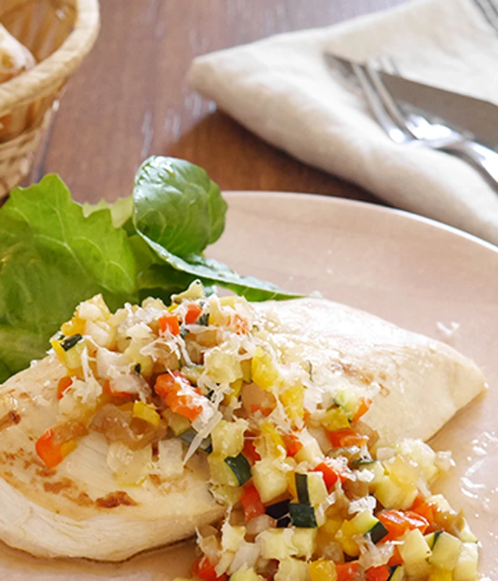 Buntes Hühnchen italienischer Art mit Umeshu-Sauce